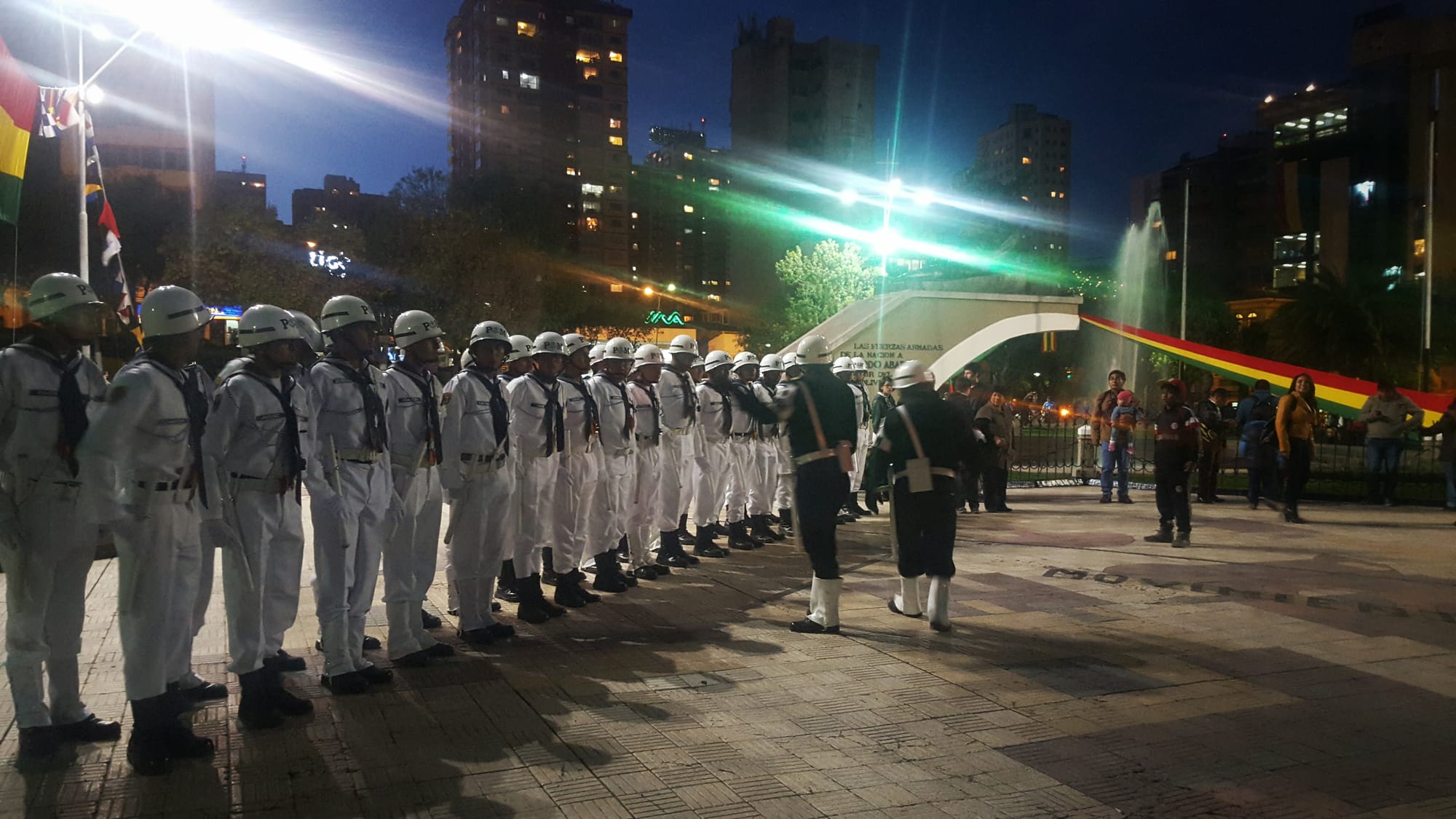 Plaza Avaroa was filled with military personnel